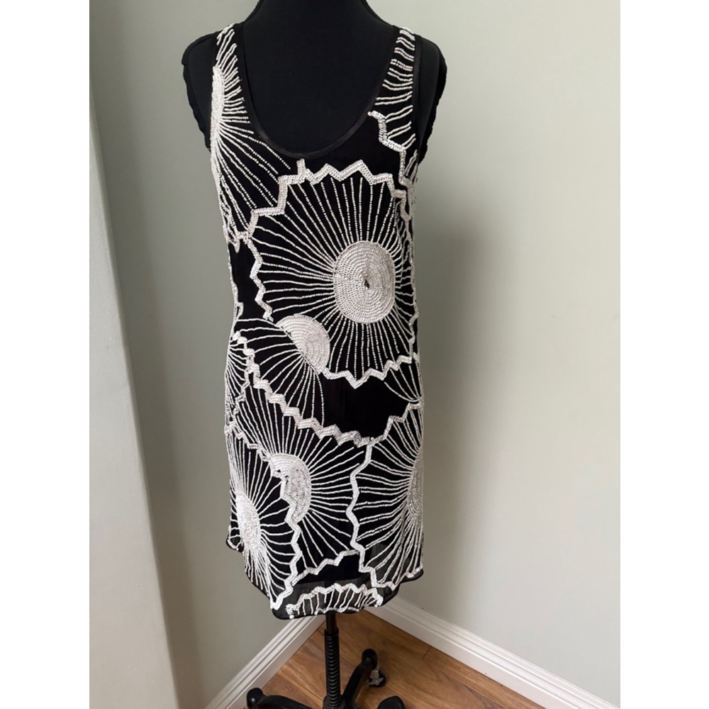 French Connection black white sequin beaded shift dress Gatsby 1920s style sz 4